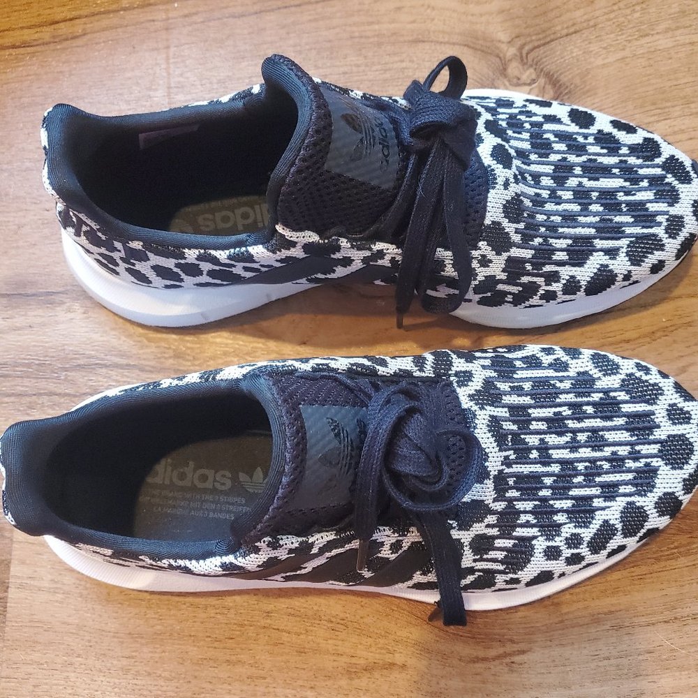 Adidas Swift Run Shoes